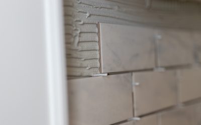 Comparing Tile Types: Porcelain vs. Ceramic vs. Natural Stone